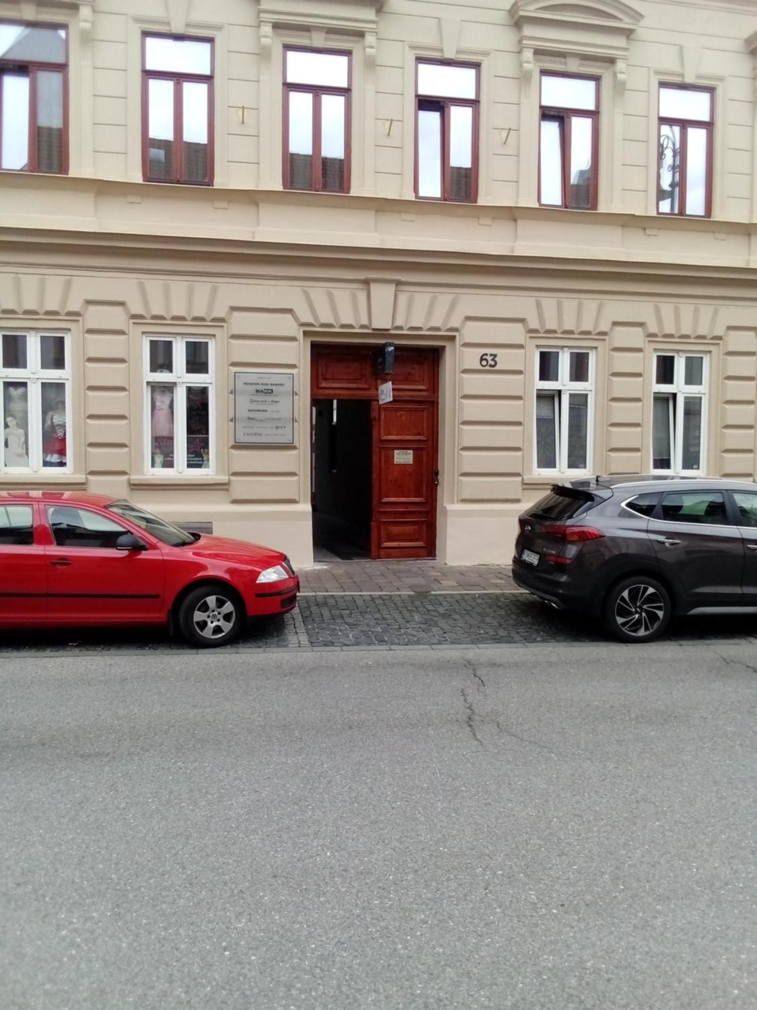 Penzion Nad Bankou Kosice Ngoại thất bức ảnh